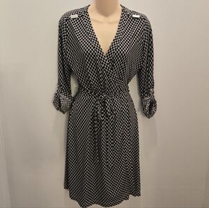 CALVIN KLEIN CK black white wrap dress geometric diamond print Sz M 3/4 sleeve